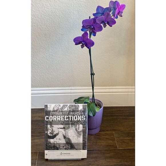 Community-Based Corrections 12th Edition Loose-leaf + MindTrap Criminal Justice - Picture 1 of 6